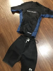 Body Glove Oberteil und Unterteil Herren Gr. M Kurzarm Shorts Scuba Wasser Neoprenanzug - Bild 1 von 9