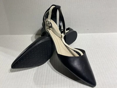 Tahari Women's Randy black and ivory pointy shoes Straps 9.5 US - Image 1 of 4