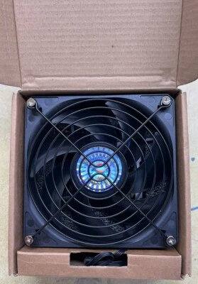 Cooler Master SickleFlow 120 All-Black Masterbox NR200 - Image 1 of 4