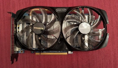 Gigabyte HD 7850 WindForce 2X OC 2GB GV-R785OC-2GD Video Card - Image 1 of 3