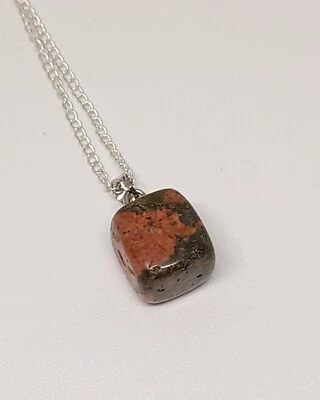 COLLANA IN ACCIAIO COLOR ARGENTO CON CIONDOLO CHARM PIETRA CHAKRA PENDENTE - Immagine 1 di 2