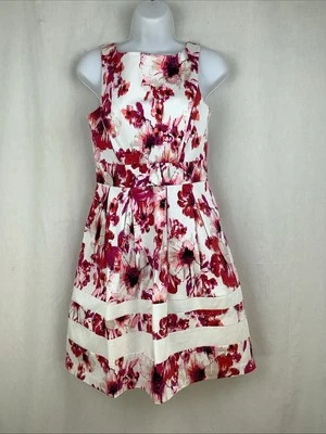 Vestido Casa Blanca Mercado Negro Talla 2 Blanco Rojo Floral Años 50 Estilo Línea A  Foto 1 de 4