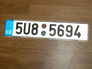 CZECH REPUBLIC STATE EU CAR VEHICLE LICENSE PLATE - 5U8 5694 expired - Picture 1 of 1