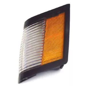 Front Left Side Side Marker Light Assembly for 1984-87 Buick Regal 4462-140-842L - Picture 1 of 1