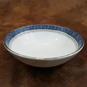 Royal Doulton SHERBROOKE Fruit Dessert Bowl English Fine Bone China 5 1/8" H5009 - Picture 1 of 5