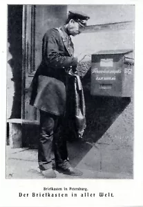 Briefkasten in aller Welt: Petersburg Postbeamter in Uniform bei Entleerung 1910 - Bild 1 von 1