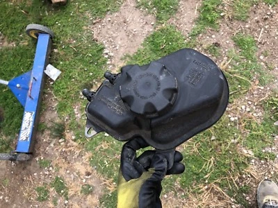 BMW E60 M5 M6 V10 S85 2006-2010 expansión radiador tanque botella de desbordamiento Foto 1 de 4