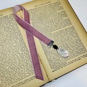 Handmade Velvet Bookmark Repurposed Vintage Jewelry One of a Kind Bookish Gift - Imagen 1 de 3