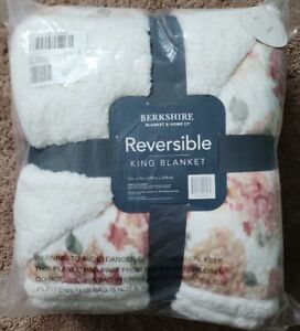 Berkshire Reversible King Blanket Coral Floral 110in X 90in Sealed New! 