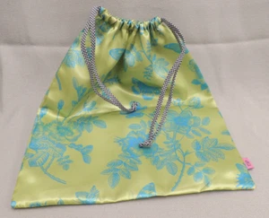 NEW Ipsy Glam Bag Refreshments Drawstring 14" Gold Satin Blue Flowers Butterflie - Picture 1 of 6