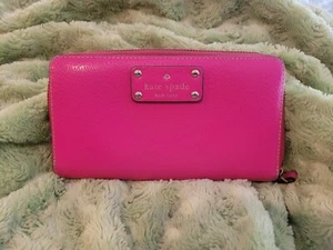 Kate Spade Deep Pink Geldbörse KOSTENLOSER Versand - Bild 1 von 4