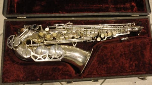 Rare Vintage Dolnet M70 Alto Saxophone - Picture 1 of 12