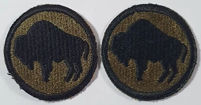WW2 US 92nd Infantry Division Patch Badge x 2. - Image 1 of 2