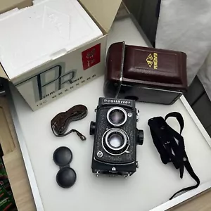 Macchina fotografica Pearl River TLR - con scatola originale NUOVA, rara stock vintage - Foto 1 di 13