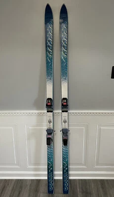 Esquís triaxiales para adultos K2 5500 con fijaciones de marcador 193 cm carbono 7,8 Foto 1 de 4