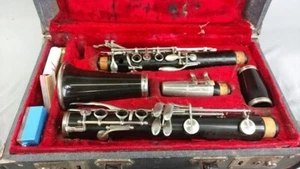 Intermediate-Level Boosey&Hawkes, England, The Edgware clarinet, Good Condition - Picture 1 of 4