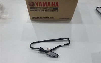 Yamaha Fendinebbia Posteriore Completo 2 YZF R 6 RJ27 Destro Originale - Immagine 1 di 2
