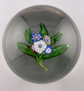 Antique Saint Louis 5-Flower Posey On Clear Art Glass Paperweight 2.8" - Picture 1 of 6