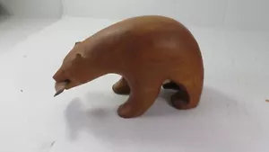 HAND CARVED POLAR BEAR SIGNED ON BASE CANADIAN FOLK ART DATED 1987 - Picture 1 of 5
