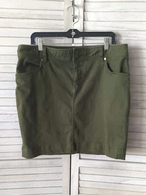 Falda vaquera verde talla 14 CHAPS de 18" de largo. Foto 1 de 4