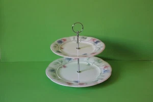 zauberhafte zweistöckige Etagere Teller Villeroy und Boch Viola 048531 - Picture 1 of 1