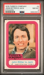 1978 Topps Three's Company JOHN RITTER IS JACK Aufkleber #9, TRIPPER, PSA 8 POP 3 - Bild 1 von 2