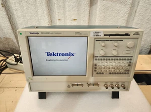 Tektronix TLA5201 34-Kanal Logikanalysator LESEN!! - Bild 1 von 5