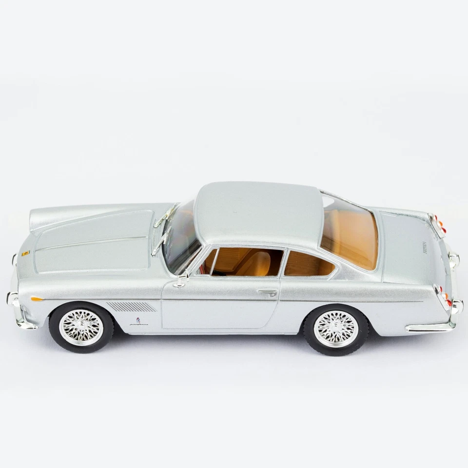 Ferrari 250 GTE 2+2 Scala 1:43 - Modellino Auto Sportiva - Immagine 1 di 2