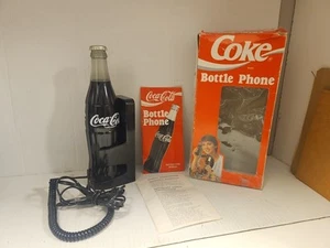TELEFONO CORDATO VINTAGE A FORMA DI BOTTIGLIA DI COCA-COLA - Foto 1 di 9