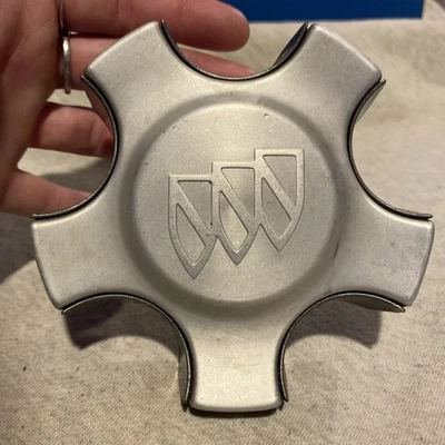 02-05 GM Buick Rendezvous Tapa central 9593778 OEM GM 4702 Molde 1065 #35 Foto 1 de 2