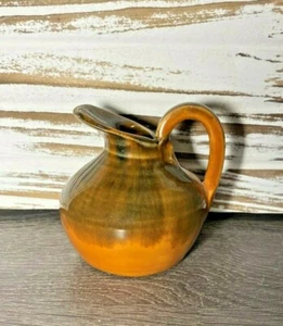 Jarra/crema pequeña de goteo marrón Ineke Pottery Victoria Columbia Británica Canadá - Imagen 1 de 5