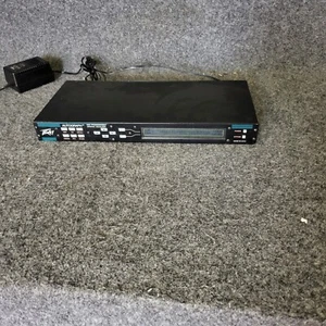 Peavey Autograph MIDI Programmable 28-Band Graphic Equalizer - Picture 1 of 3