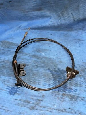 Cabo de liberação de trava de capô 90-96 Nissan 300zx Z32 fabricante de equipamento original - Imagem 1 de 4