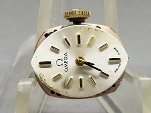 Omega Womans Wrist Watch Movement Cal 485 17J Unadjusted Runs - Picture 1 of 5