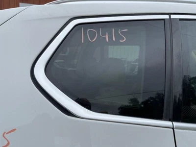 2011-2017 BMW X3 janela lateral direita do passageiro quarto com privacidade - Imagem 1 de 4