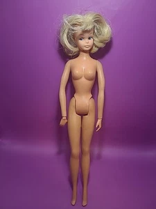 Vintage 1975 Ideal Doll Barbie Look-alike Hong Kong Tuesday Taylor - Picture 1 of 7