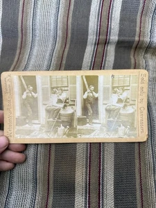 Vintage WEBSTER & ALBEE Stereoview ZUR ARBEIT GEHEN Mann küsst Frau romantisch - Bild 1 von 4
