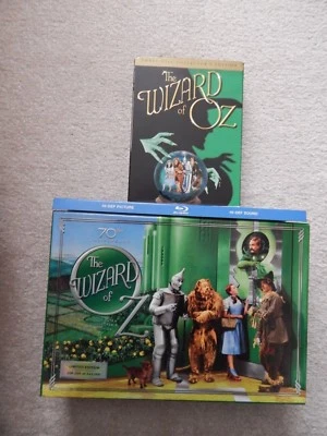 WIZARD OF OZ BLU RAY 70TH ANNIVERSARY GIFT SET PLUS DELUXE DVD SET 7 DISCS TOTAL - Image 1 of 4