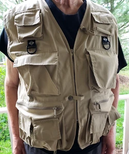 Men's Sleeveless Fishing Vest XL FISHING GEAR Lightweight Outdoor Work Safari by - Picture 1 of 16