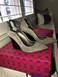 Levity Womens High Heel Wedge Shoes Gray And Black - Picture 1 of 5