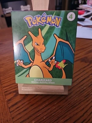 Tarjetas Pokémon Charizard Pegatina Hoja de Actividades McDonalds Happy Meal 2025 Nuevo Foto 1 de 4