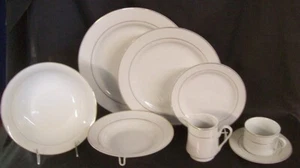 39 piece SAKURA FINE CHINA Radiance Pattern WHITE WITH GOLD TRIM Service for 8 - Picture 1 of 6