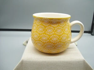 The Pioneer Woman Yellow & White Pot Belly Garden Meadow Flower Coffee Mug Rare - Picture 1 of 7