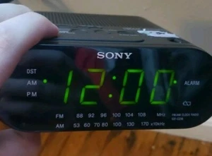 Sony ICF-C218 Dream Machine AM/FM Clock Radio Tested - Picture 1 of 4