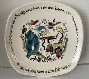 NORWEGIAN STAVANGERFLINT Stolt Margit Plate Norway 7" Anne Lofthus Handpainted - Picture 1 of 5