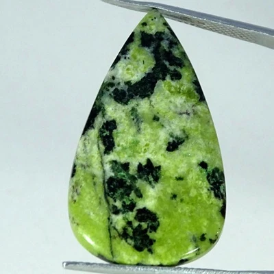 21,30 cts. Piedra preciosa cabujón pera jade canadiense 100 % natural 19X33X4 mm Foto 1 de 4