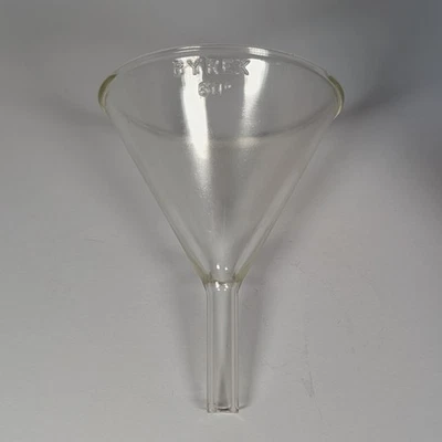 Vintage PYREX Glass 75mm Diameter Glass Funnel - Image 1 of 4