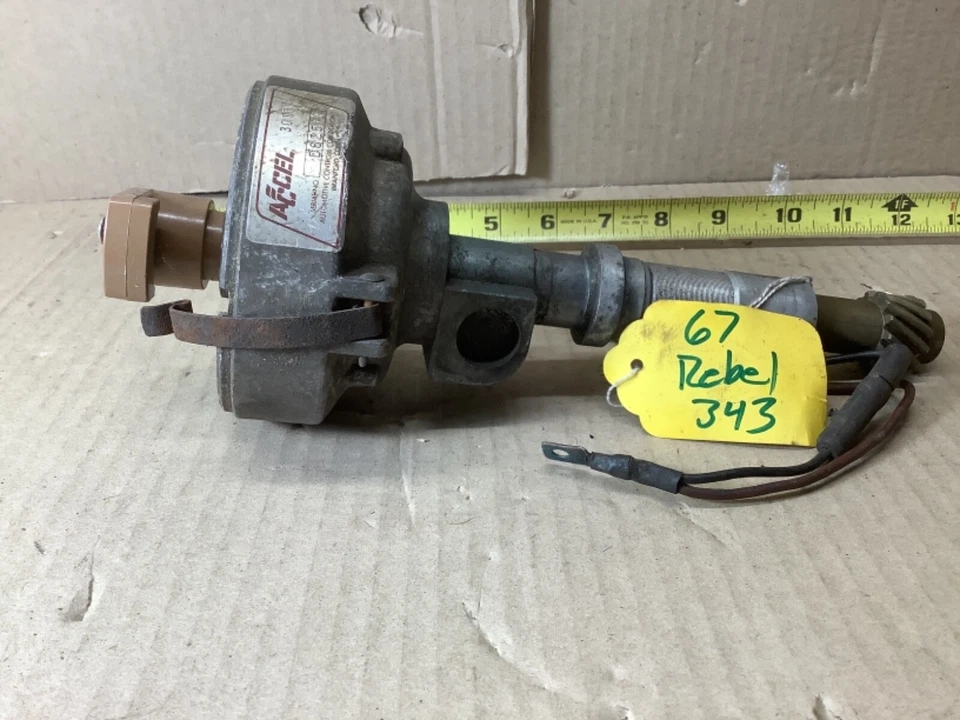 1967 1968 1969 AMC REBEL 343 V8 GM Distributor USED PARTS ONLY D82547 oem  - Image 1 of 2