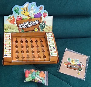 24 Fruits & Vegetables 2018 LIDL STIKEEZ Mini Figurine COMPLETE SET - ALBUM +BAG - Picture 1 of 24