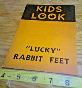 Vintage vending machine display card kids look 'lucky' rabbit feet - Picture 1 of 3